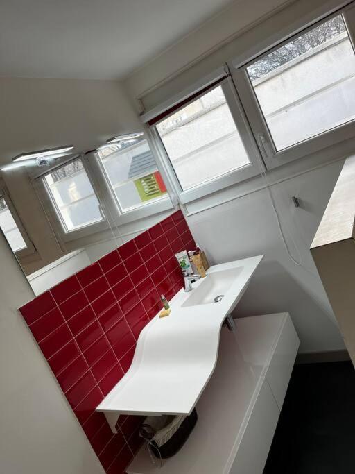 Appartement De 80M2 Refait A Neuf Bezannes Экстерьер фото