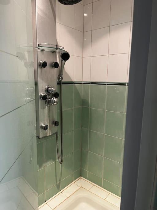 Appartement De 80M2 Refait A Neuf Bezannes Экстерьер фото