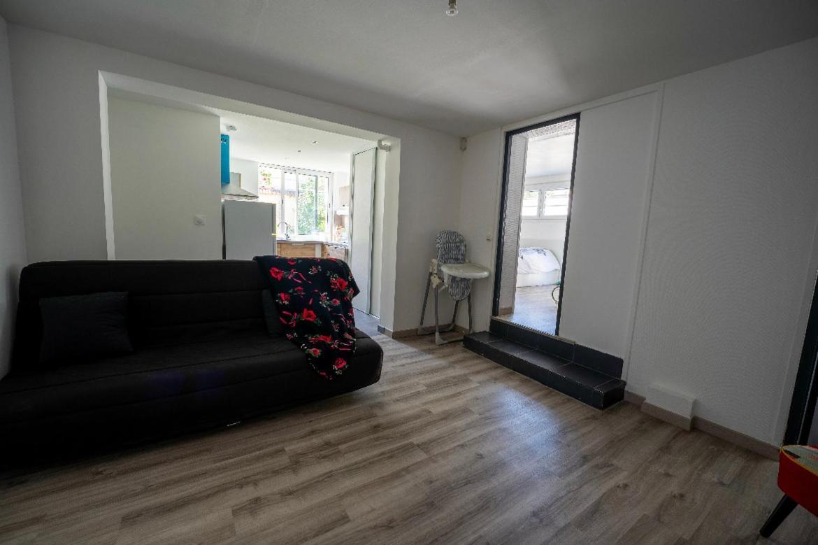 Appartement De 80M2 Refait A Neuf Bezannes Экстерьер фото