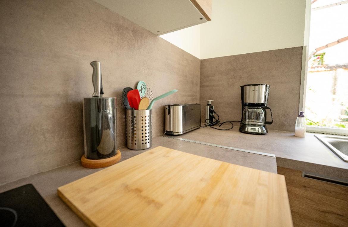 Appartement De 80M2 Refait A Neuf Bezannes Экстерьер фото